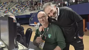 Bir garip olay! Anonsçu olmayan maçta görev bakın kime düştü