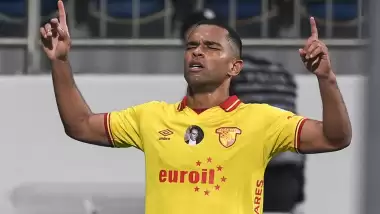 Göztepe deplasmanda Paşa'yı iki golle geçti!