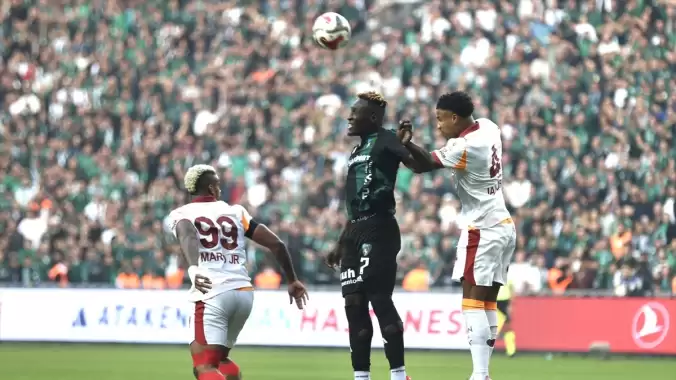 Dan Agyei'den Galatasaray ağlarına şık gol!