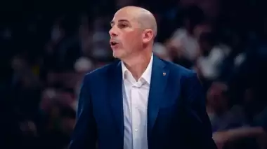 Barcelona hocayı kovdu!