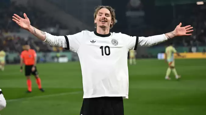 Almanya'da geçen sezonun fair play ödülü Woltemade'nin