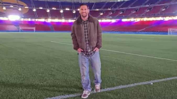 Lionel Messi, Camp Nou'ya geri döndü