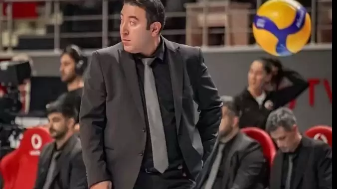 Türk Hava Yolları Kadın Voleybol Takımı'nda Saim Pakkan dönemi bitti!