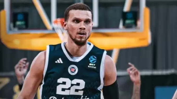 Bahçeşehir Koleji, Yunanistan'da Aris'i mağlup etti!