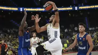 Fenerbahçe Beko, Maccabi Tel Aviv'i 84-75 devirdi!