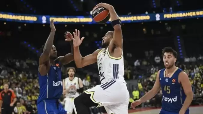 Fenerbahçe Beko, Maccabi Tel Aviv'i 84-75 devirdi!