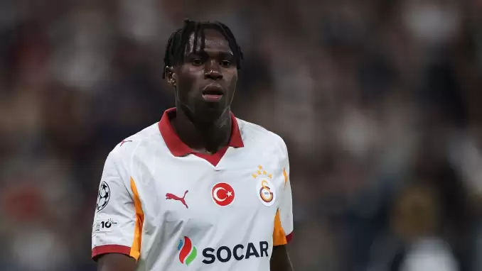 Singo, İngiliz devleri peşine taktı!