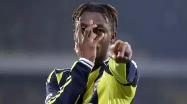 Fenerbahçe'de Nene'den flaş karar! Jhon Duran'a uydu...