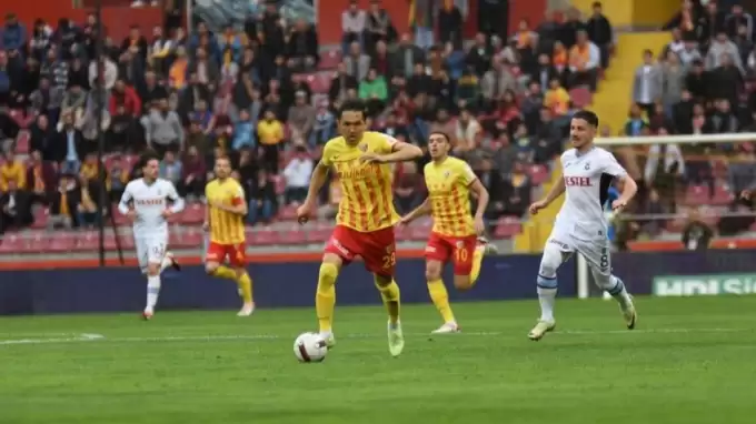 Kayserispor’a Otabek Shukurov şoku: FIFA devreye girdi!