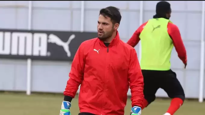 Şok iddia: Kendi maçlarına bahis yaptılar, 12 ay men cezası aldılar!