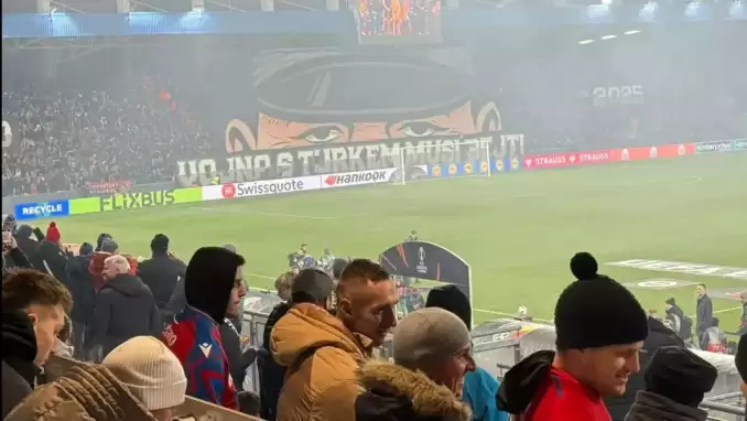 Türklerle savaş olmalı" pankartı açan takıma UEFA'dan şaka gibi ceza