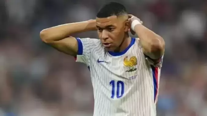 Fransa'da Kylian Mbappe şoku! Kamptan ayrıldı