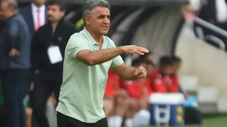 Hem teknik direktör hem de beden eğitimi öğretmeni! İnternetten izleyip futbolcu buluyor