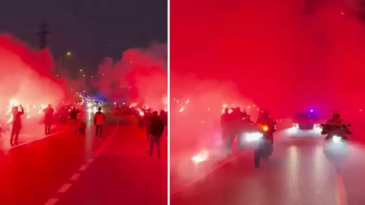 A Milli Futbol Takımı, meşaleler eşliğinde stada girdi