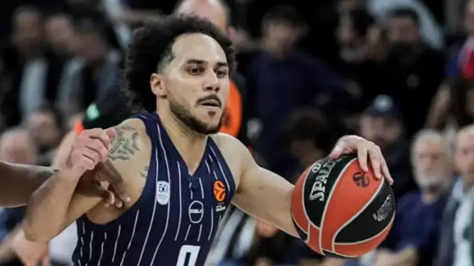 Anadolu Efes'te Shane Larkin'in ne zaman döneceği belli oldu!