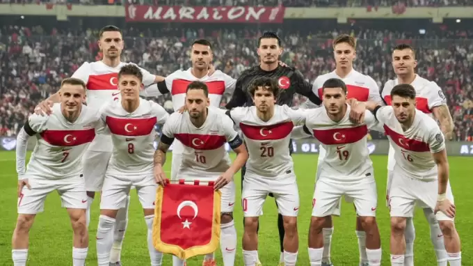 İşte İspanya maçı öncesi kart sınırındaki oyuncularımız! Play-off...