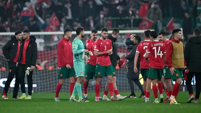 Bulgar basınından sert manşetler! "Resmen futbolun cücesiyiz!"