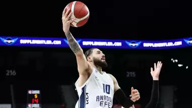 Anadolu Efes'e sahasında şok! Bu sezon ilk kez...