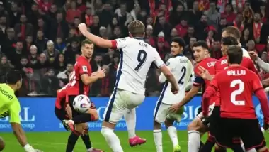 Arnavutluk, mağlubiyete rağmen play-off biletini kaptı