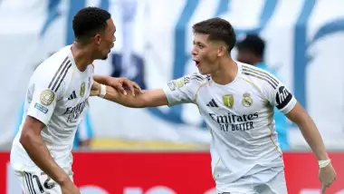 Dünyaca ünlü yıldız, transferden bin pişman oldu!