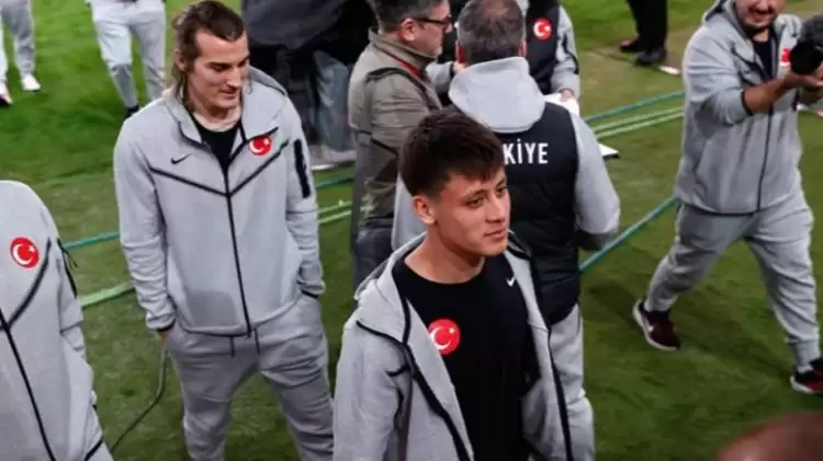 A Milli Futbol Takımı, La Cartuja Stadı'nda yürüyüş yaptı