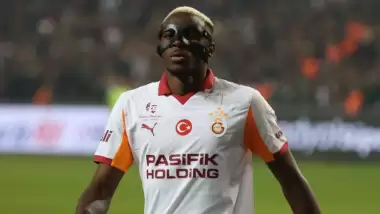 Victor Osimhen'in sakatlığı ciddi mi? Canlı yayında kendisi açıkladı...