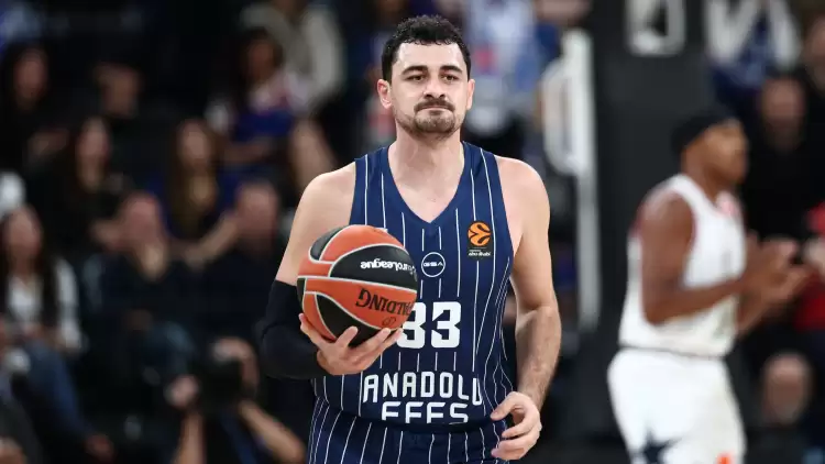 Anadolu Efes'te bir oyuncu daha sakatlandı: 3 hafta yok!