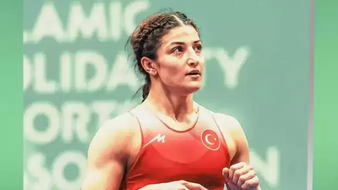 Elvira Süleyman’dan gümüş madalya