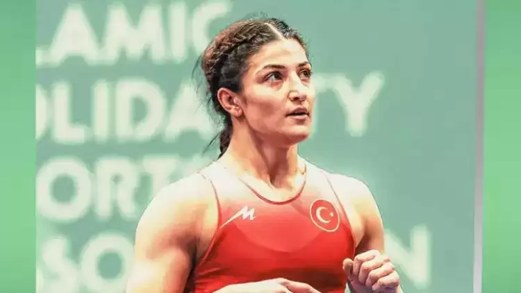 Elvira Süleyman’dan gümüş madalya