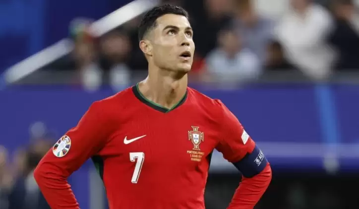 Ronaldo'ya Dünya Kupası şoku! Tepkilerin ardından FIFA onu da dahil etti…
