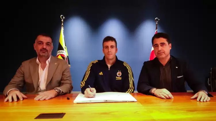 Fenerbahçe Beko'da 2 yıllık imza!