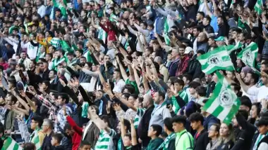 TÜMOSAN Konyaspor'dan 24 Kasım Öğretmenler Günü için anlamlı hareket