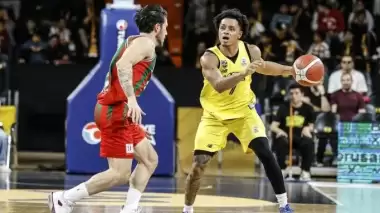 Mersin Spor, sahasında Karşıyaka'yı devirdi