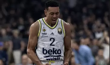 Fenerbahçe deplasmanda Partizan'ı neredeyse 100'leyerek geçti!