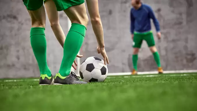 Bahis soruşturmasında kırmızı bülten! Eski futbolcunun mal varlığına el koyuldu!