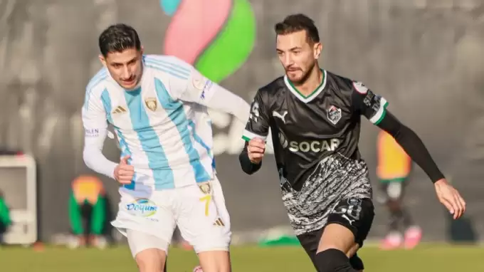 Iğdır - Erzurum maçında 3 gol sesi! İşte kazanan...