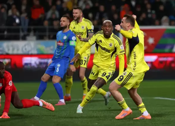 Fenerbahçe’den aşkın 5 hali! İlk yarı şok, ikinci yarı şov! (GOLLER- GENİŞ ÖZET)