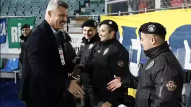 Rizespor -Fenerbahçe maçı sonrası geceye damga vuran kare!