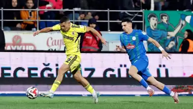 Fenerbahçe'de UEFA listesinde değişiklik! O isim yerine Levent Mercan eklendi