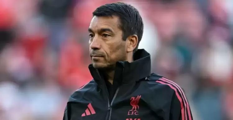 Beşiktaş'ın eski hocası Bronckhorst, Liverpool'dan ayrılıyor! İşte yeni adresi...