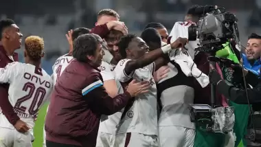 Başakşehir maçında 4 Avrupa kulübünün scoutları Trabzonspor'un iki yıldızını izledi