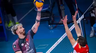 Ziraat Bankkart, sahasında set vermeden galip!