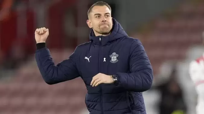 İngiliz ekibi 32 yaşındaki teknik adama takımı geçici emanet etti, şok yaşadı!