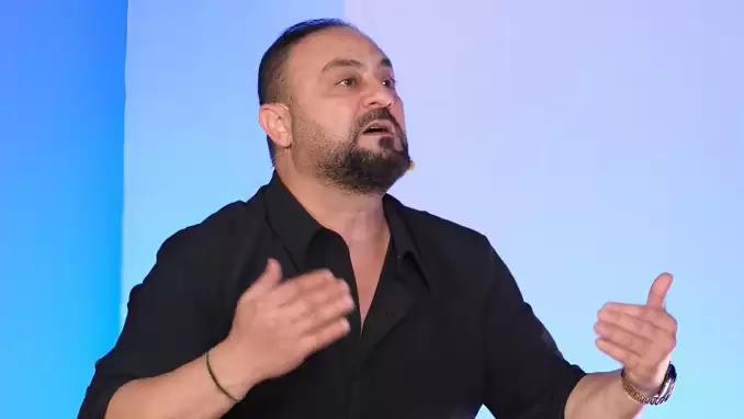 Hasan Şaş canlı yayında patladı: "Zeka özürlü olduğu ortada"