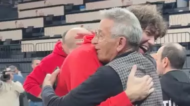 12 Dev Adam'a efsane ziyaret!