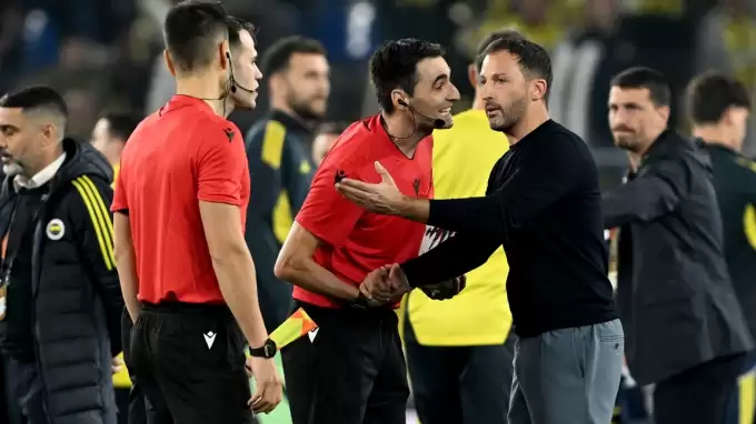 "UEFA'nın kararı kafaları karıştırdı" dedi! Kritik pozisyon için "Asla katılmıyorum" yorumunu yaptı