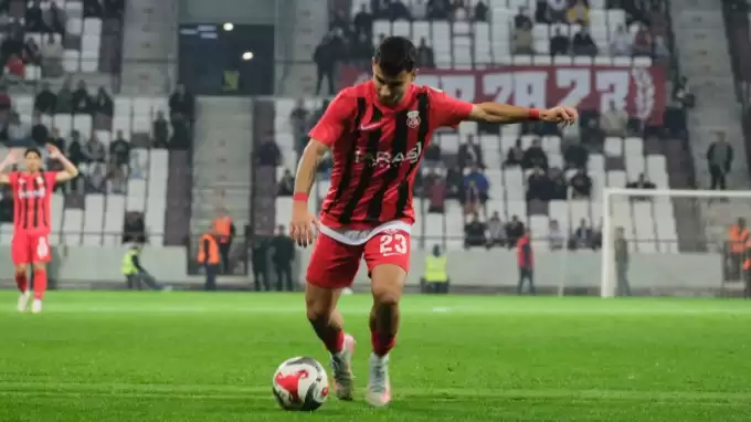 Sanayide kaynakçıydı, şimdi gol krallığına oynuyor