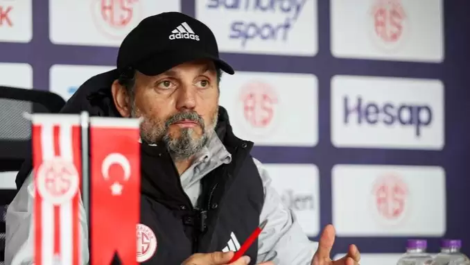 Antalyaspor Teknik Direktörü Erol Bulut: “Zaten elimizdeki kadroya ve futbolcularımıza baktığınızda..."