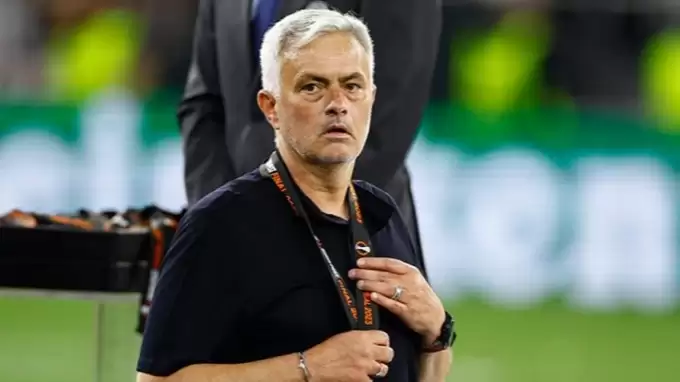 Jose Mourinho, eski yıldızını Benfica’da istiyor
