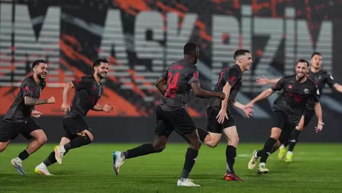 Lider Pendikspor dolu dizgin! Son dakikalarda gelen gollerle 3 puana uzandı